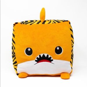 Moosh-Moosh Mac the Tiger Shark 10” Plush